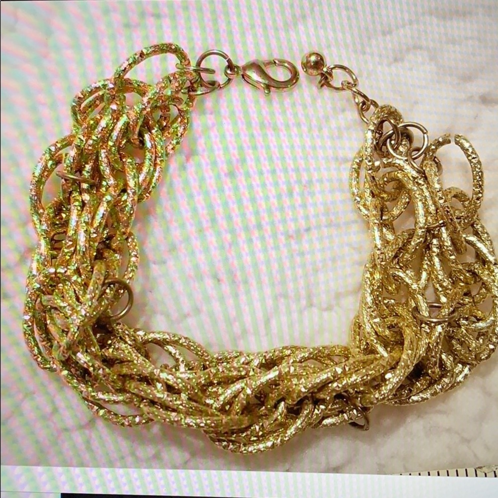Chico’s Gold Braclet